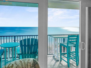 SO 706 - Top Floor Updated 3Bdr Beachfront Condo!